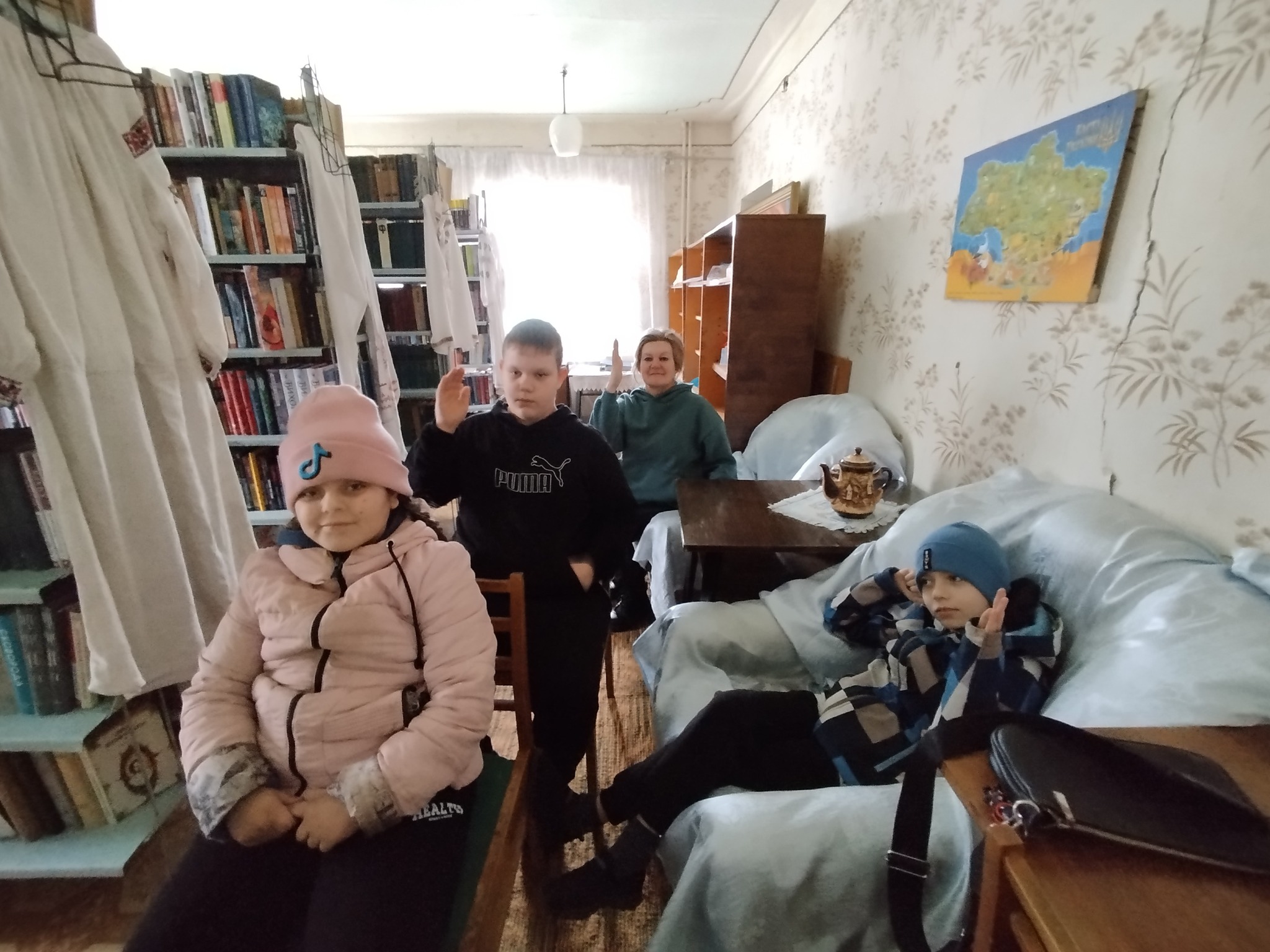 Н. Бишкин бібліотека філія