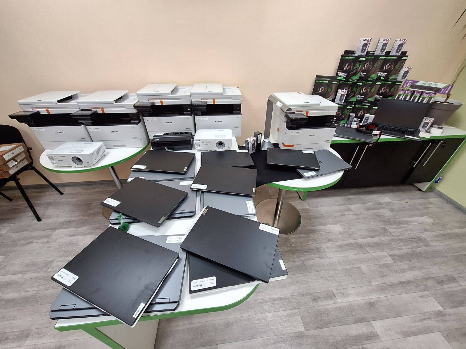 686248875 1395987312569925 7124760732808839216 n